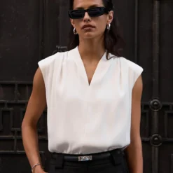 Bornladies Satin Sleeveless Solid Color Shirt 2026 Summer New V-neck Commuting Casual Temperament Versatile Top